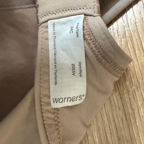 3/$30 - WARNER’s Seamless Beige Bra - size 34C - Picture 4 of 5